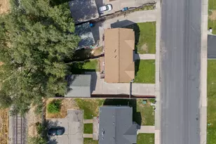 1765 W Garden Dr, Pleasant Grove, UT 84062 - Photo 25