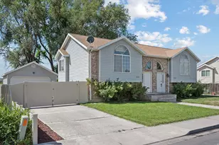 1765 W Garden Dr, Pleasant Grove, UT 84062 - Photo 3