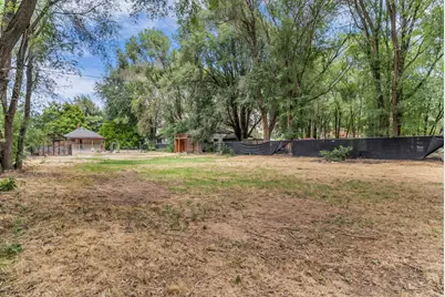 987 E 16th St S, Ogden, UT 84404 - Photo 35