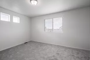 552 N Mule Deer Pl, Saratoga Springs, UT 84045 - Photo 9
