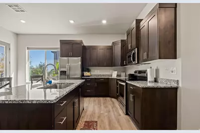 728 W Sir Monte Dr, Saint George, UT 84770 - Photo 5