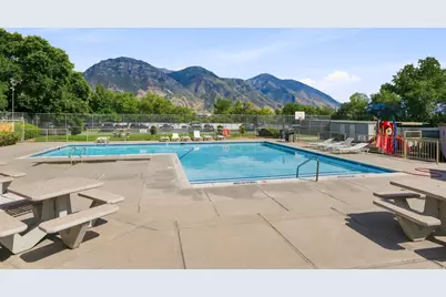 1657 N Woodland Dr W #8B, Provo, UT 84604 - Photo 17