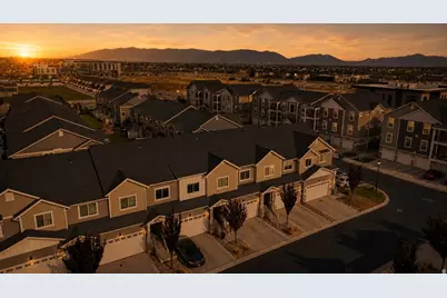 2304 N 3720 W, Lehi, UT 84048 - Photo 41