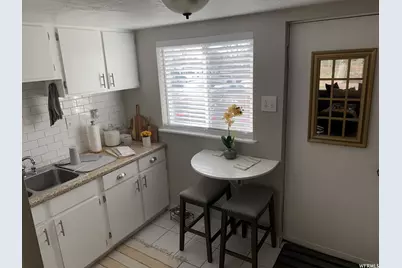 889 W 3600 S, Bountiful, UT 84010 - Photo 7