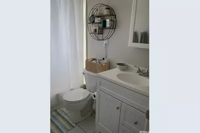 889 W 3600 S, Bountiful, UT 84010 - Photo 17