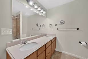 1316 S Mountain Crest Dr W, Woods Cross, UT 84087 - Photo 13