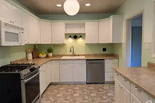 110 W 1700 S, Bountiful, UT 84010 - Photo 9