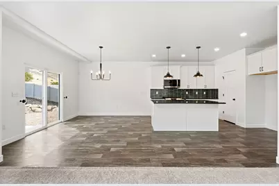 8686 N Iron Horse Dr #407, Lake Point, UT 84074 - Photo 11