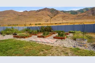 8686 N Iron Horse Dr #407, Lake Point, UT 84074 - Photo 73