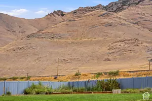 8686 N Iron Horse Dr, Lake Point, UT 84074 - Photo 83