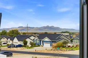 8686 N Iron Horse Dr, Lake Point, UT 84074 - Photo 89