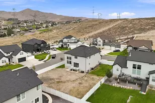 607 N Hl Vw Dr, Saratoga Springs, UT 84045 - Photo 35