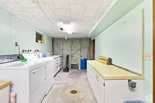 702 N 150 W, Logan, UT 84321 - Photo 31
