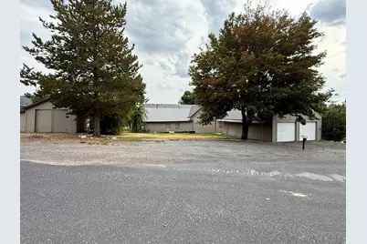 492 N 100 W, Malad City, ID 83252 - Photo 29