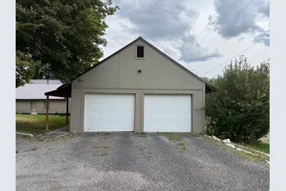 492 N 100 W, Malad City, ID 83252 - Photo 31