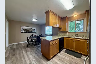 899 N 500 W, Vernal, UT 84078 - Photo 3