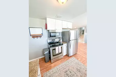 980 Country Hills Dr, Ogden, UT 84403 - Photo 3