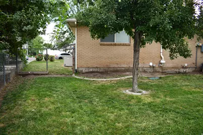 1872 W 7265 S, West Jordan, UT 84084 - Photo 27