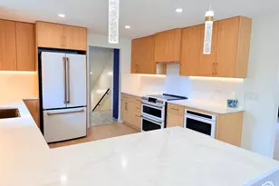 3332 East Fort Union Blvd, Cottonwood Heights, UT 84121 - Photo 7