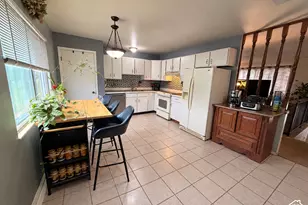881 W 400 S, Vernal, UT 84078 - Photo 3