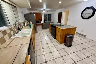 560 N Van Buren Ave, Ogden, UT 84404 - Photo 7
