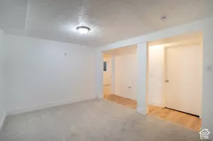 2407 E Hunts End Dr, Sandy, UT 84092 - Photo 39