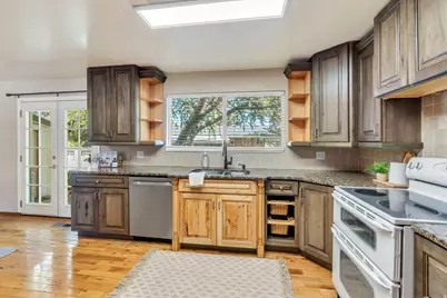 826 E 450 N, American Fork, UT 84003 - Photo 7