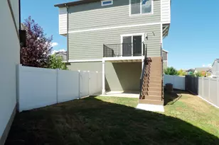 109 E Brushy St, Saratoga Springs, UT 84045 - Photo 39