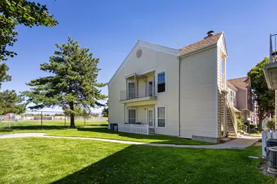 1444 W Beacon Hill Cir E #174, Taylorsville, UT 84123 - Photo 3