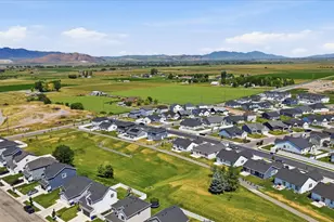 730 W 500 N, Smithfield, UT 84335 - Photo 43