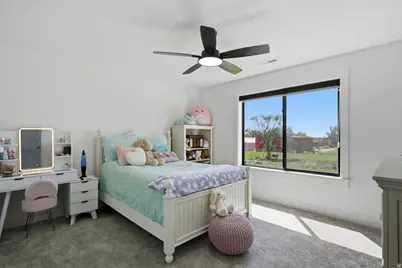 4520 S 5400 W, Hooper, UT 84315 - Photo 23