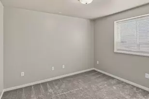 2250 N 900 W, Layton, UT 84041 - Photo 27