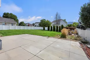 2250 N 900 W, Layton, UT 84041 - Photo 45