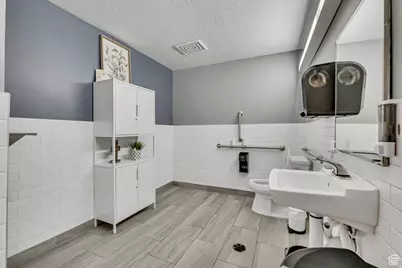 1380 S Main St W, Salt Lake City, UT 84115 - Photo 15