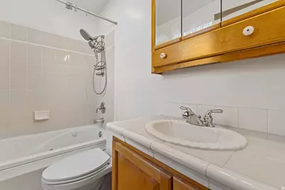 1889 E 4675 S, Holladay, UT 84117 - Photo 19