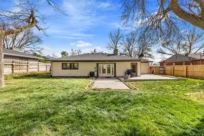1889 E 4675 S, Holladay, UT 84117 - Photo 27