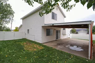 554 N 7th St E, Tooele, UT 84074 - Photo 5