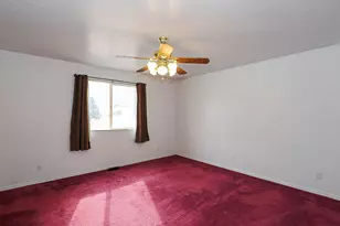 554 N 7th St E, Tooele, UT 84074 - Photo 25