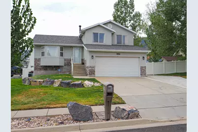 554 N 7th St E, Tooele, UT 84074 - Photo 1