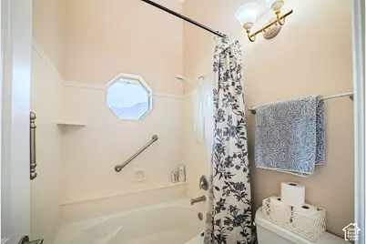 1555 S 850 E, Orem, UT 84097 - Photo 17
