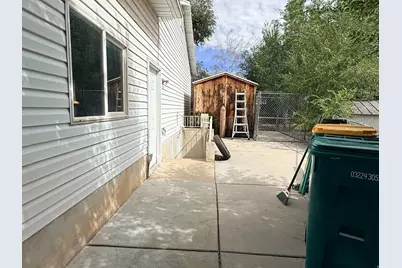 162 W 1980 S, Clearfield, UT 84015 - Photo 3