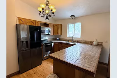 162 W 1980 S, Clearfield, UT 84015 - Photo 9