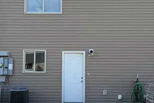 256 W 350 N, Vernal, UT 84078 - Photo 21