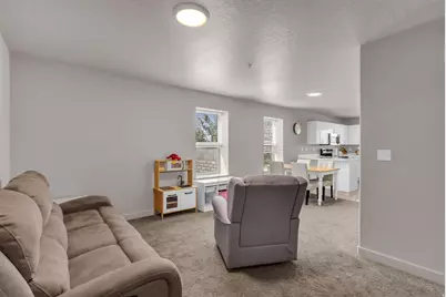 1140 W 950 N #E201, Orem, UT 84057 - Photo 3