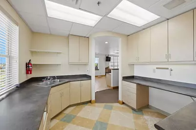 7478 S Campus Dr #201, West Jordan, UT 84084 - Photo 11