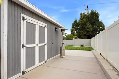 8851 S 2240 W, West Jordan, UT 84088 - Photo 39