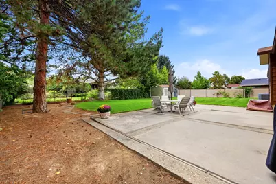 7472 S Waterloo Cir, West Jordan, UT 84084 - Photo 33