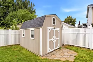 618 Willow Bend Dr, Centerville, UT 84014 - Photo 35
