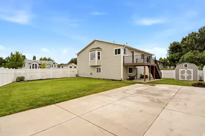 618 Willow Bend Dr, Centerville, UT 84014 - Photo 33
