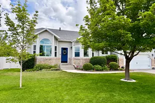 2587 W Vista Meadows Dr, Riverton, UT 84065 - Photo 1